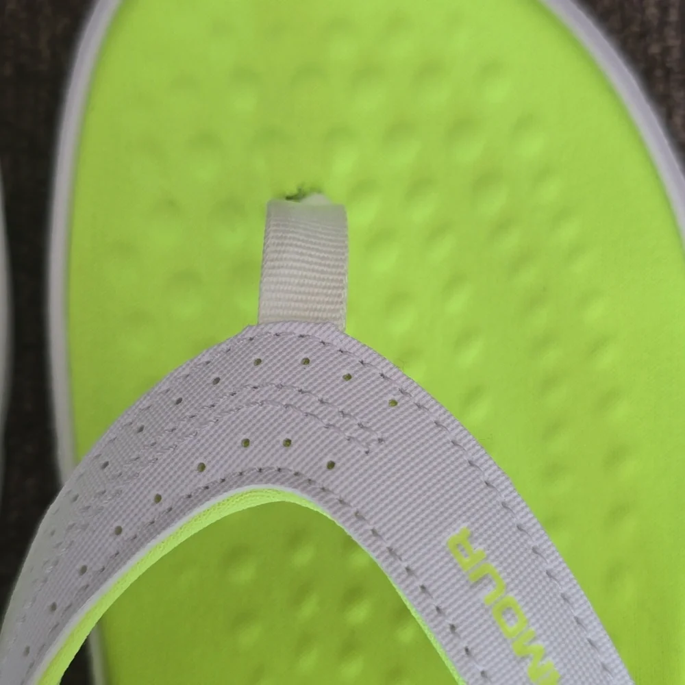 UNDER ARMOUR BRAND WOMEN'S FLORESCENT YELLOW FLIP-FLOPS SANDALS SIZE 6 - Picture 6 of 16